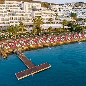 5* אתר נופש Prive - Adult Only